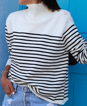 Load image into Gallery viewer, Autumn Winter Black Striped Sweater Women Knitted Pullover Long Sleeves Femme Jumper Thin Black White Woman Clothes
